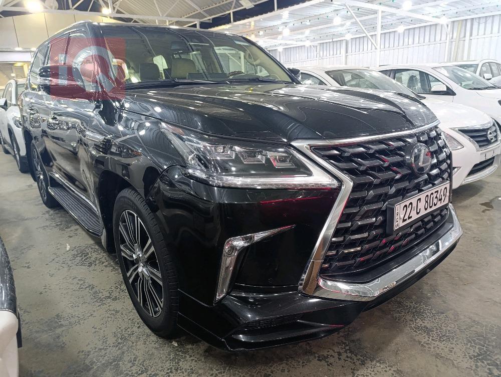 Lexus LX